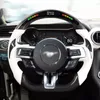 Convient pour le volant Ford Mustang en cuir perforé LED en fibre de carbone peut être personnalisée