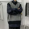 メンズベストニットセーター男性Vネックノースリーブウエストコート衣類ホワイトベスト格子縞のシェッププラスサイズ2024トレンド韓国秋