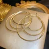 2024 Designer Hong Kong Style Orecchini a piastre d'oro alla moda per donne con un'atmosfera di fascia alta, orecchini ad anelli geometrici, orecchini versatili esagerati