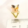 18k Gold Clover Stud örhängen charm premium kärleksgåvor örhängen bröllop fest smyckesdesign örhängen för kvinnor smycken grossist