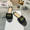 Designer Sandal Flats Luxury Brand Sandal Tlides pour les femmes Boucle d'or