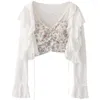 Kvinnors stickor Spring och Autumn French Gentle Style Lace-up Ruffled Lace Cardigan Jacket Sexig blommig liten Suspender Top 2-Piece Set