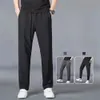 Pantaloni di seta di ghiaccio traspirante estate per pantaloni della tuta neri uomini joggers pantaloni per binario casual per abbigliamento sportivo più taglia 240402