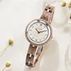 Armbandsur armbandsur Walnut Wood Watch Women Quartz Liten trähandledsklocka Enkelt urtavla Reloj Madera