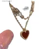 High version Original 1to1 Brand Necklace Vancefe Love Necklace Womens Red Agate Heart shaped Pendant Collar Chain Cute Sweet Designer High Quality Choker Necklace