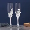 Dwa wykwintne okulary imprezowe materiały ślubne Ślubne szampanowe wina Piękna sukienka 240408