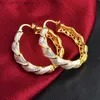 Charm Shining Gold Womens örhängen Fashion Die Cast Twisted Pattern Earrings Womens Engagement Wedding Jewelry Gifts240408