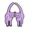 Catcombinatie 26 Engelse brief alfabetpennen Leuke anime -films Games Harde emailpennen Verzamel metalen cartoon broche Backpack Hat Bagel Rapel Badges