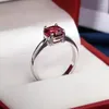 クラスターリングリアルS925女性のためのシルバースターリングルビーリングAnillos de 925 Jewellry Gemstone Bizuteria Red Anel