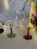 Copa de vino vintage casera de agua de flores encantador Crooked Crooked Glass High Foot Campeáne Capases de champán lindos 240408