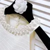 Vestidos casuais elegantes colarinho coreano de colarinho branco trez de casamento pendurado pescoço de pescoço magro fino sem mangas e noite mini vestido