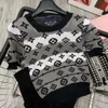 Vrouwen trui ontwerper gebreide dames high -end florale grafische gebreide bovenste mode ronde nek pullover korte mouw knitshirt een kleur