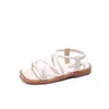 Slipper Summer Kids Flat Sandals Fashion Toe Toe Solid Beach Shoes Versatile Bekväm mjuka ensamma flickor Slip On Roman Sandals 240408