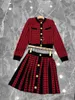 Kvinnors Autumn Winter Classic Elegant tvådelar Set Short Sweater Short Sticked Women's Skirt Clothes Free Size