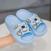 Slipper Enfants Slipper Boy Girls Flip Flop Cartoon Astronaute House House Chaussures Sneaker Soft Summer Beach Slipper for Girls Boys 2448