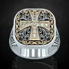 Cluster ringen retro middeleeuwse Crusader Temple Knight Cross Punk Ring Charming Mens Rock Party Sieraden240408