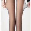 Leggings femininas 2024 Mulheres de seda preta Sexy Sexy Camada Double Artefato Pantyhose Design Design Fleece Lined Autumn Winter Hampened Light Wight