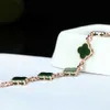 VAC -Armband S925 Hetisch Biyu Silber Eingelegtes Jade -Klee -Kleearmband Stilvoller und vielseitiger Geschenkgutschein