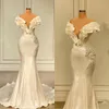 Fashion Robes de mariée sirène pour femmes sans bretelles sans manches de la robe nuptiale perles robes de train de balayage vestidos de novia sur mesure