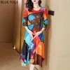Robes décontractées Miyake plissé printemps imprimé grande taille à la mode mince robe de longueur pour les femmes à manches à trois quarts