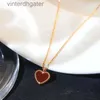 Hög version Original 1to1 Märke halsband Vancefe Lucky Love Red Jade Rose Gold Necklace 925 Silver Classic Heart Shaped Designer Högkvalitativ chokerhalsband