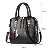 Sac Luxury Crocodile Match Sac à main Femmes d'hiver PU Cuir Pu Tassel Brands de conception Handle Lady Purse