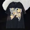 T-shirts masculins American Retro Celebrity Skull Skull à manches courtes t-shirts Mens Summer Loose Mode Malf Niche Design Top HARAJUKU Y2K H240408