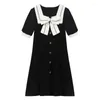 Abiti casual Black Elegant Dress Women Woman vintage Collaro a fila quadra