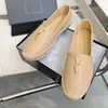 luksurys kobieta płaskie buty designerskie buty słomiane mężczyzna man espadrilles płócienne na zewnątrz sandałowy sandał skórzany mokasyny trampki buty rattanowe z pudełkiem rozmiar 35-42