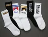 Rhude Men Socks CalceTines女性デザイナー高品質の純粋な綿の快適さブランド代表脱臭化吸収汗を吸収するエアストッキングブラックフライワード23