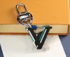 Keychain Designer Letter V Key Chain Luxury Ladies Car Blue Black Keychain Dames Classic Key Ring Fashion Accessoires Cute