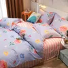 Sängkläder sätter 4st Bedlakor Girls 'Heart Student Dormitory Sheet Däcke Cover Pudowcase Set Adult 200x230cm