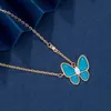 Version haute originale 1to1 Collier de marque V Vancefe Turquoise Blue Butterfly Collier Natural Fritillaria Light Designer Collier de tour de cou de haute qualité