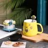 Mugs Creative Cartoon Bee Mug Ceramic With High Face Value Coffee Cup Lid Milk Cups Thermo To Carry Drinkware