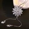 Pendant Necklaces Vintage Fashion Crystal Snowflake Pendant Necklace Womens Zircon Flower Long Hair Clothing Chain Winter Jewelry Accessories Gift240408