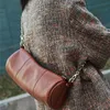 Cylinder handväska medeltida väska för kvinnor ny tung industrikedja handhållen axel underarmcylinder designer handväskor crossbody väska