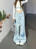 Frauen Jeans Original -Design gewaschen hellblau mit Schmetterling Stickerei hohe Taille schlampige zerlumpte Kante lose Beinhosen