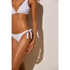 Bikini de meilleure qualité Set Two-Pieces Swimwear Femmes Couleur solide Blanc noir conçu en Espagne en gros