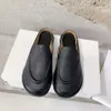 minimalismo i sandali a righe dita rotonde muli piatti scivoli scivolosi su scarpe in pelle pannelli di design di lusso per calzature di fabbrica femminile con scatola