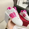 Luxe designer atletische schoenen vrouwen mannen sport skate schoenen valentinosneakers nieuwe lopende vrouw echte lederen trainers 2467