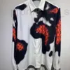 Mäns avslappnade skjortor Designer Hong Kong -stil Ny Ruffian stilig herr- och kvinnors trendiga lös full tryckjacka skjorta personlig långärmad avslappnad retro yclp