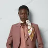 Silk Scarf Designer för kvinnor män märke lyxiga fyrkantiga halsdukar g bandana pannband halsdukar turban hijab hästtryck 90 cm