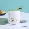 Mugs Drinkware Present AVOCADO CERAMIC COFFEE MUG Funnlig kopp Glas Kreativ färg Värmebeständig med lock 400 ml Kids Office Home