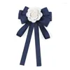 Brooches Fabric de tissu coréen Camellia Fleur Broche Ribbon Bowtie For Women Style Style Shirt Collar épingles
