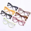 Óculos de sol Frames Moda feminina Designer de marca de óculos para senhoras Retro Cat Eye Decoration Frame LEITURA CLARA QUALIZA
