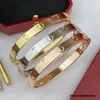 Bracelete de parafuso Bracelete Designer Jóias Jóias de Jóias de Designer Mulher Love Bangle para Mulher Promessa Bracelets 18K Bragle Gold Designer Brand Jóias