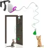 Cat Feather Toyshanging Electric Cat Toys voor binnenkatten terug te keren Cat Teaser Toy -Exercise Kitten Toys Automatisch kitten speelgoed 240401