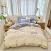 Set di biancheria da letto vendita carino ragazza 1,8 m set di latte a cuore in velluto inverno inverno corallo a doppio lato calore 4pcs