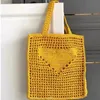 Mode triangel raffias koppling väskor 10a designer tote halm strand väska kvinnor luxurys väver axel shoppare underarm väska mens koppling crossbody rese handväskor