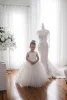 Кружева TUTU Flower Girl Планты драгоценно -шейные аппликации Pufpy Kids День рождения платье причастия с большим луком MC2223